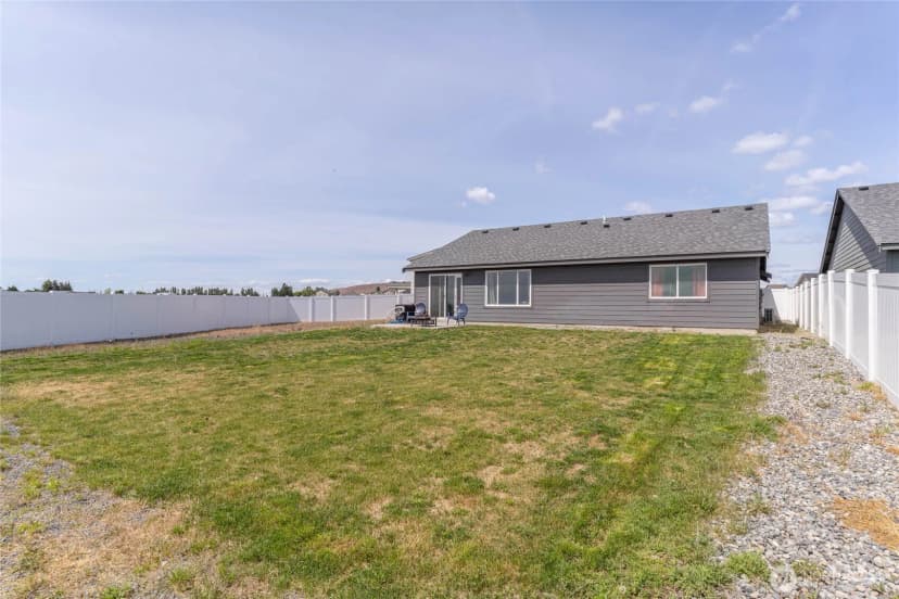 Property photo for 260 Parkside Park, Ephrata photo 5