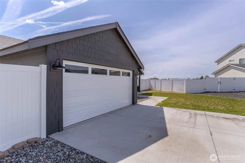 Property photo for 260 Parkside Park, Ephrata photo 25
