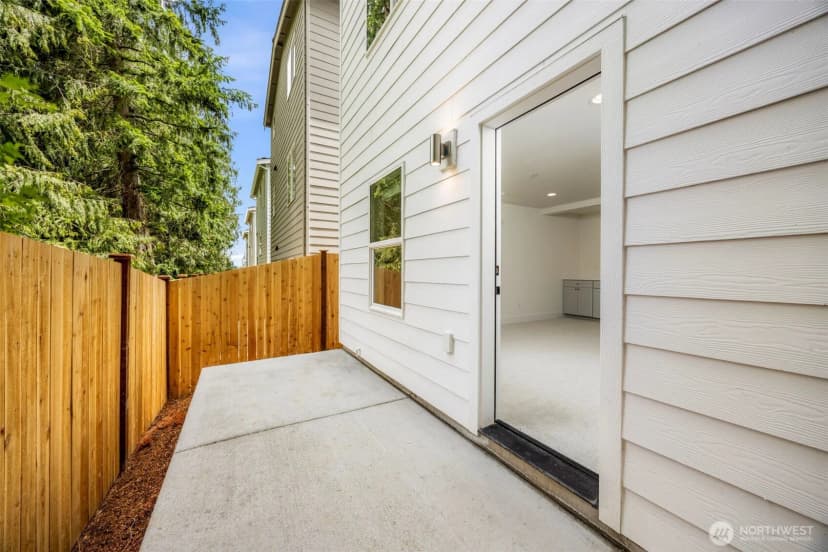 Property photo for 9 160th Place Se, Bothell photo 7