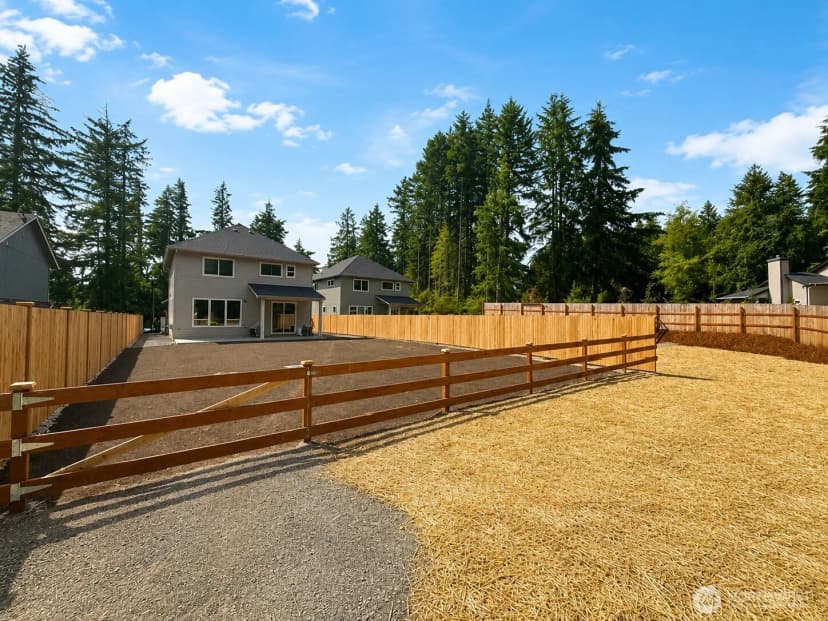 Property photo for 4132 Lakeview Avenue Nw, Bremerton photo 29