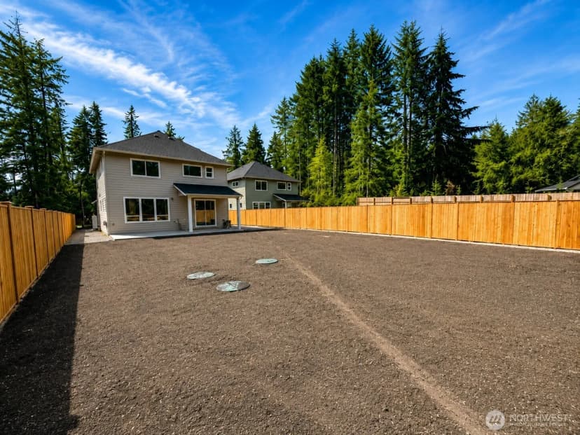 Property photo for 4132 Lakeview Avenue Nw, Bremerton photo 27