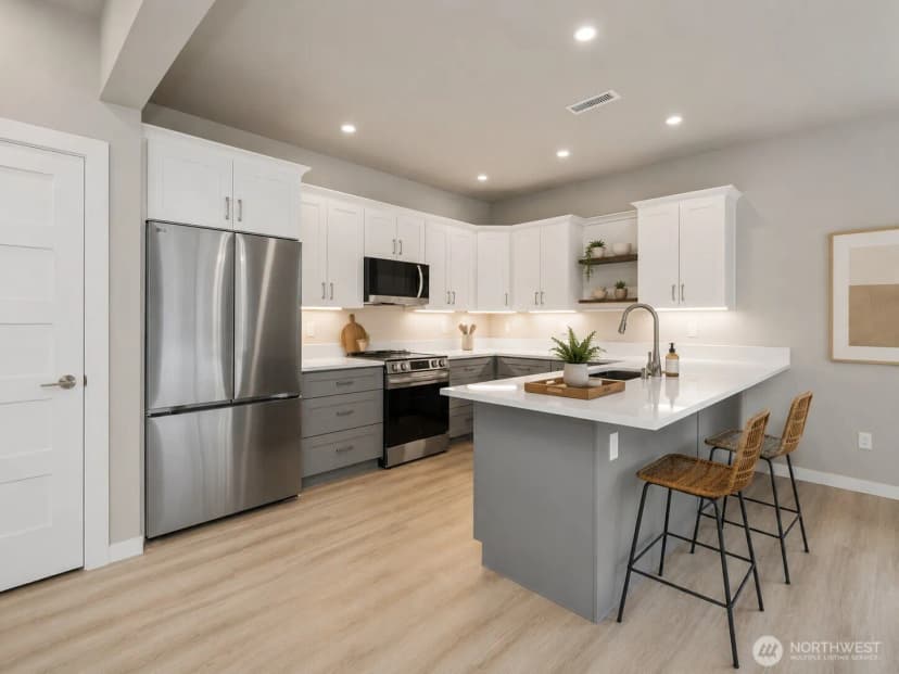 Property photo for 4132 Lakeview Avenue Nw, Bremerton photo 6