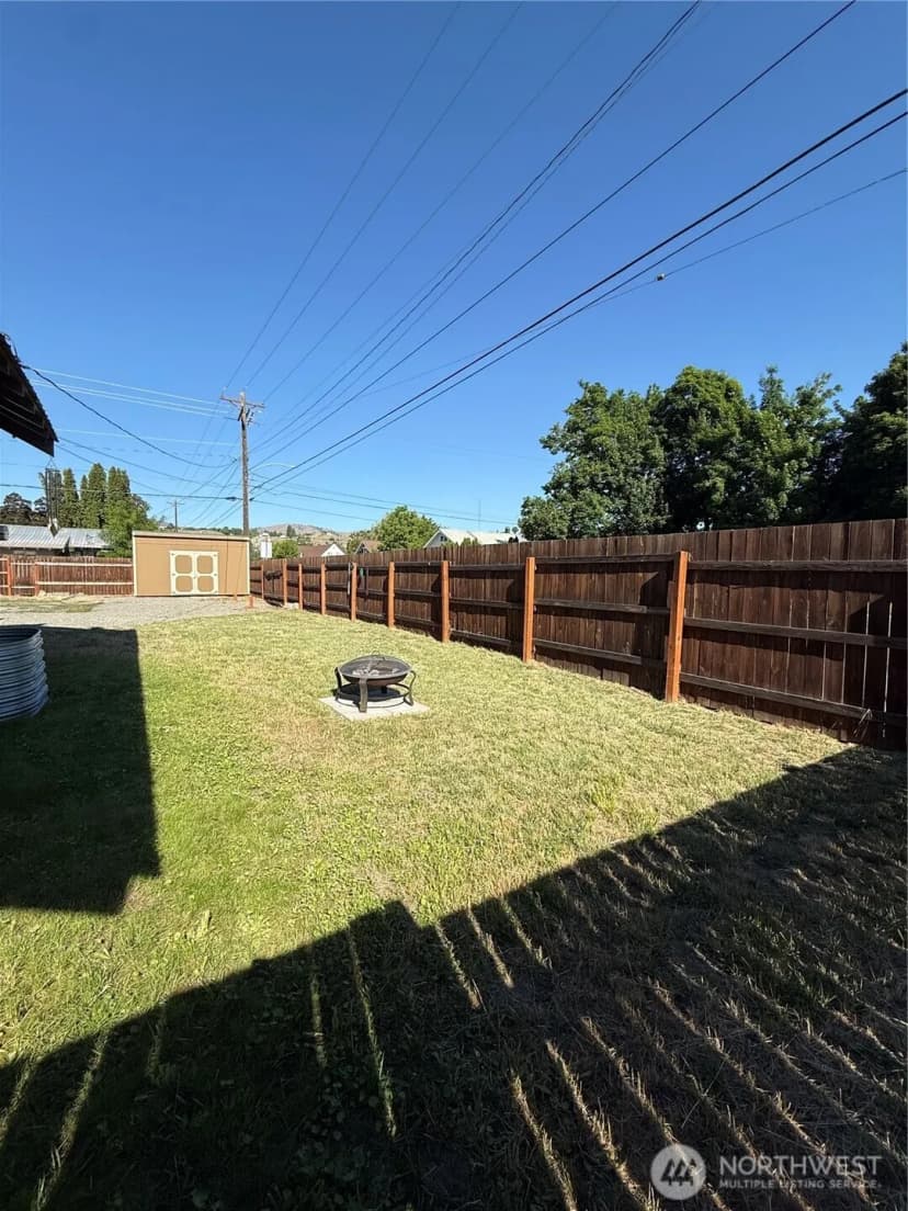 Property photo for 402 S Main Street, Omak photo 37