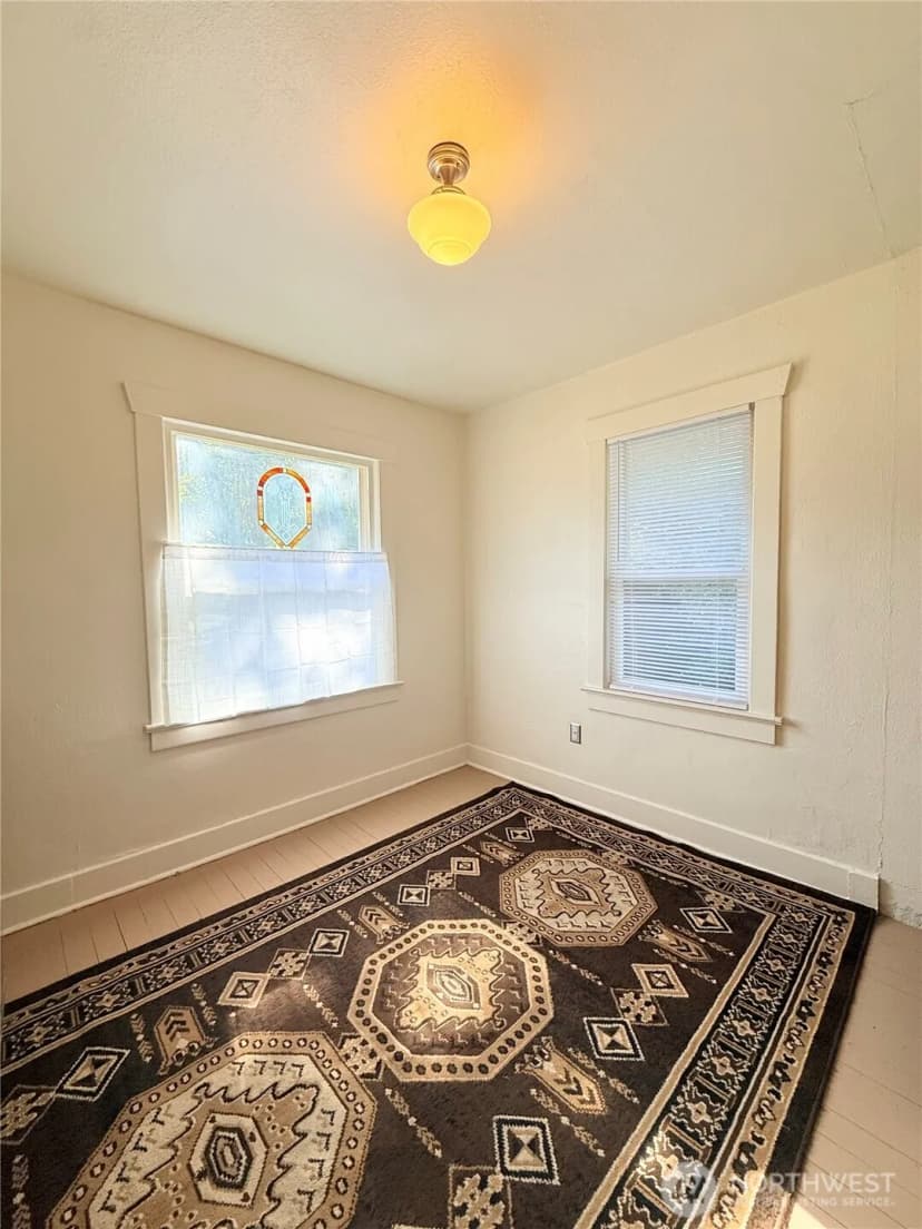 Property photo for 402 S Main Street, Omak photo 17