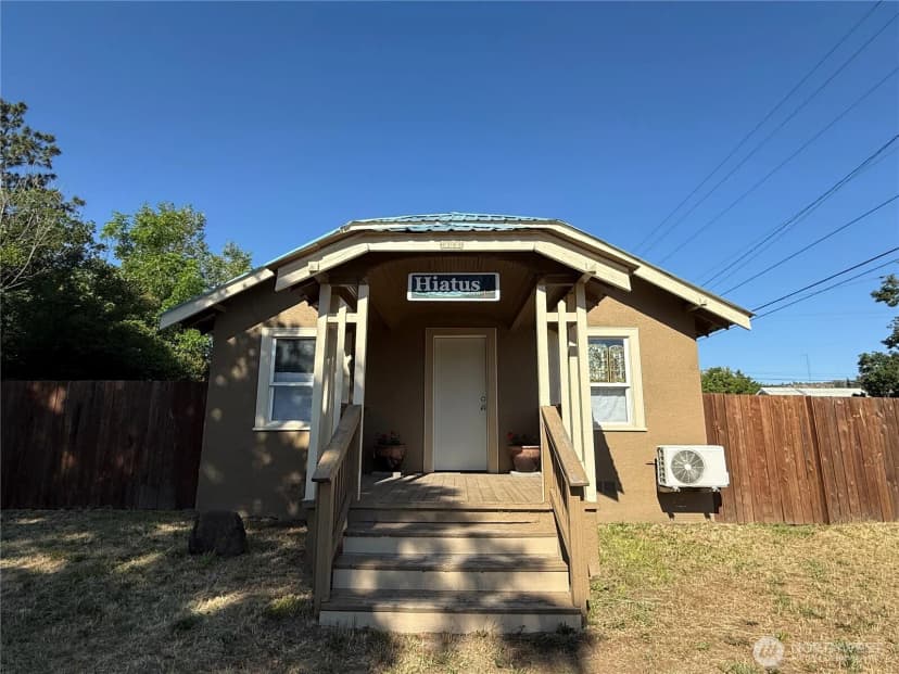 Property photo for 402 S Main Street, Omak photo 29