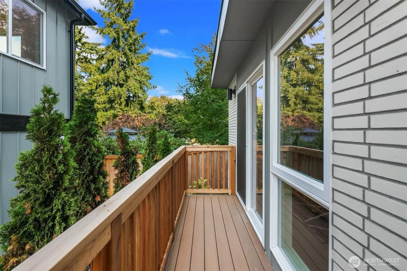 Property photo for 2030 Ne 123rd Street, Seattle photo 26