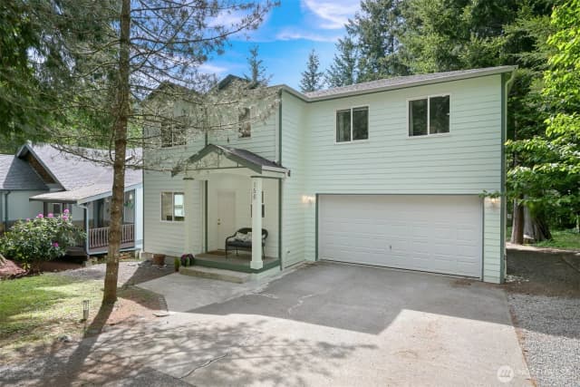 Property photo for 156 Windward Drive, Bellingham