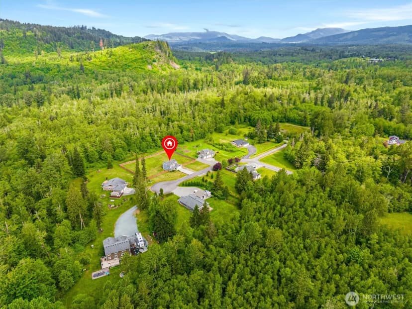 Property photo for 22363 Summerleaf Lane, Sedro Woolley photo 3