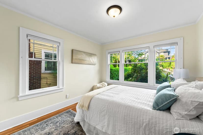Property photo for 5455 42nd Avenue Sw, Seattle photo 15