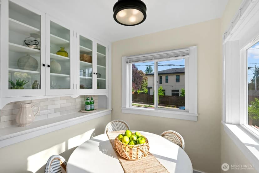 Property photo for 5455 42nd Avenue Sw, Seattle photo 13