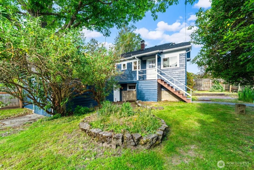 Property photo for 5455 42nd Avenue Sw, Seattle photo 30