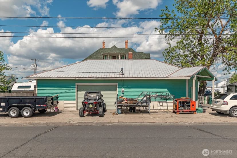 Property photo for 103 E Broadway Avenue, Ritzville photo 35