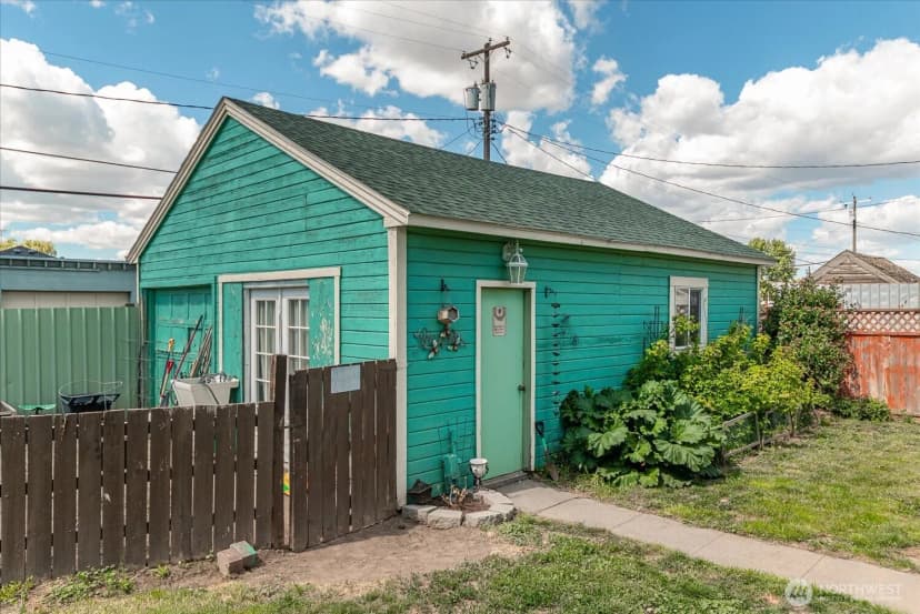Property photo for 103 E Broadway Avenue, Ritzville photo 36