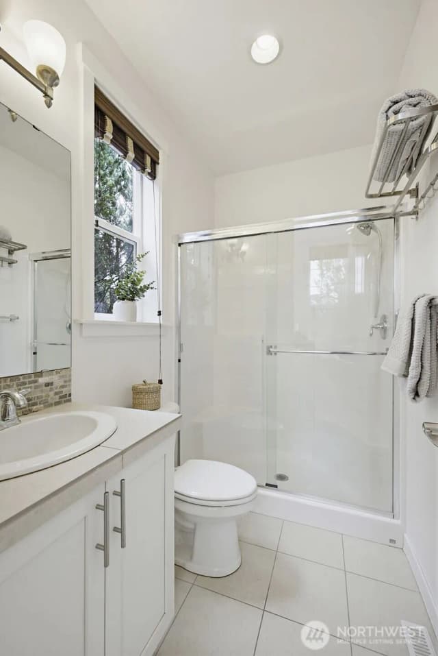 Property photo for 9327 Satterlee Avenue Se, Snoqualmie photo 5