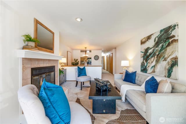 Property photo for 6910 Sw California Avenue #14, Seattle photo 5