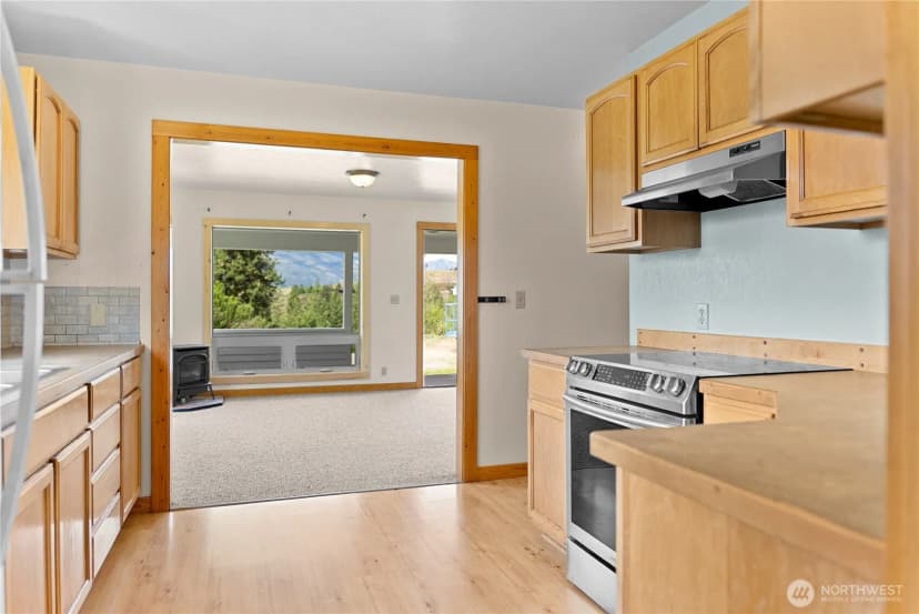 Property photo for 511 Bluff St, Winthrop photo 9