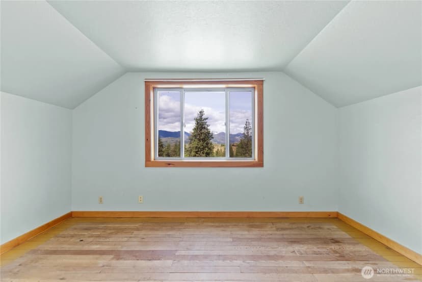 Property photo for 511 Bluff St, Winthrop photo 25