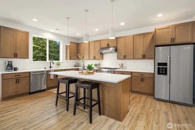 Property photo for 10668 Se 170th Place, Renton photo 11