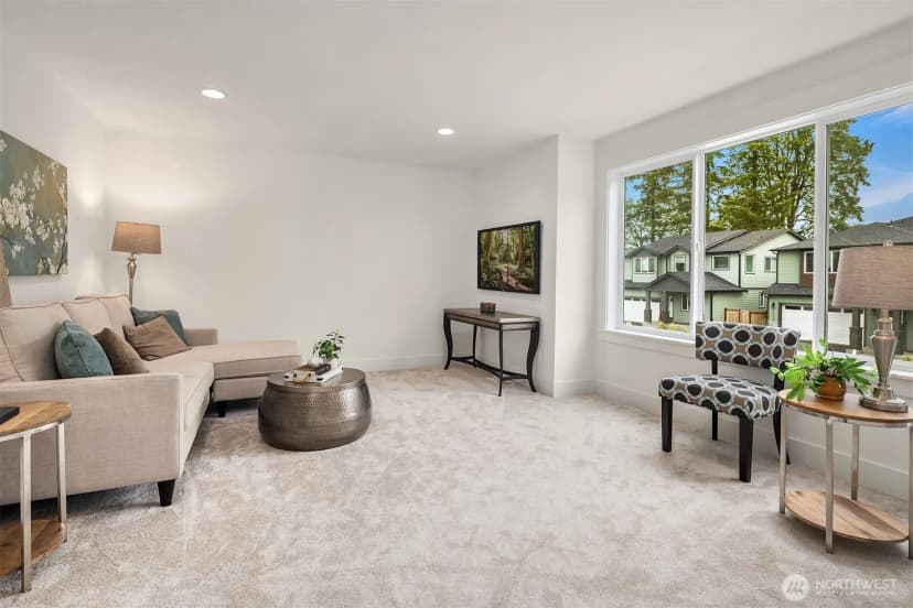 Property photo for 10668 Se 170th Place, Renton photo 36