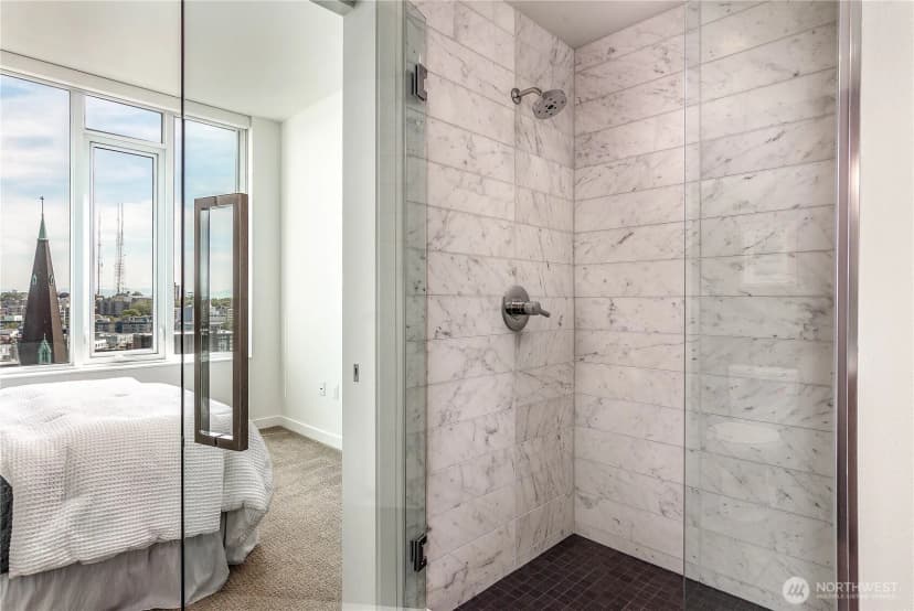 Property photo for 1321 Seneca Street #1102, Seattle photo 15