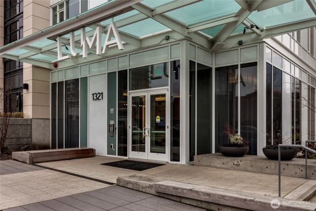 Property photo for 1321 Seneca Street #1102, Seattle