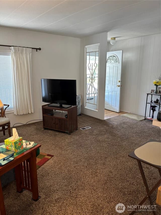 Property photo for 1200 Lincoln Street #424, Bellingham photo 4