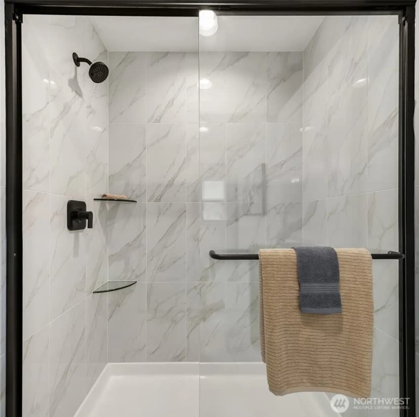Property photo for 10675 Se 170th Place, Renton photo 31