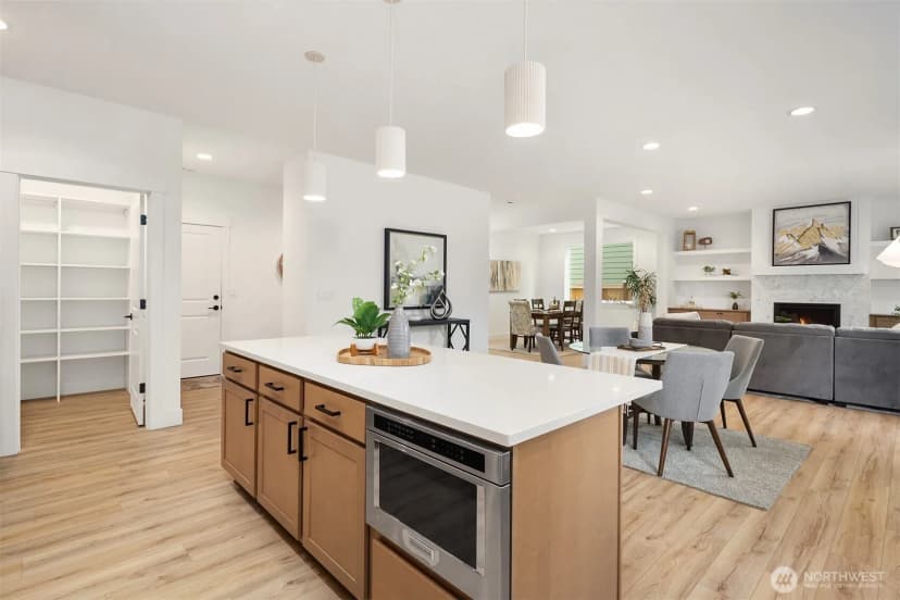 Property photo for 10675 Se 170th Place, Renton photo 18