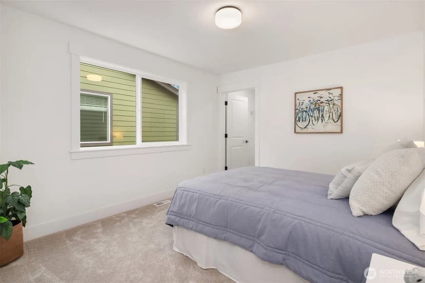 Property photo for 10675 Se 170th Place, Renton photo 33