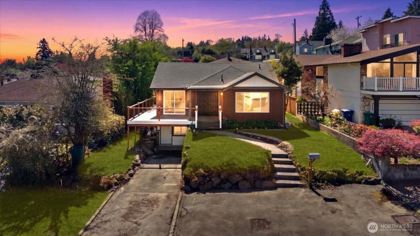 Property photo for 7915 S Lakeridge Drive, Seattle photo 17