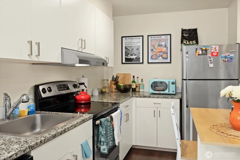 Property photo for 1814 E Denny Way, Seattle photo 9