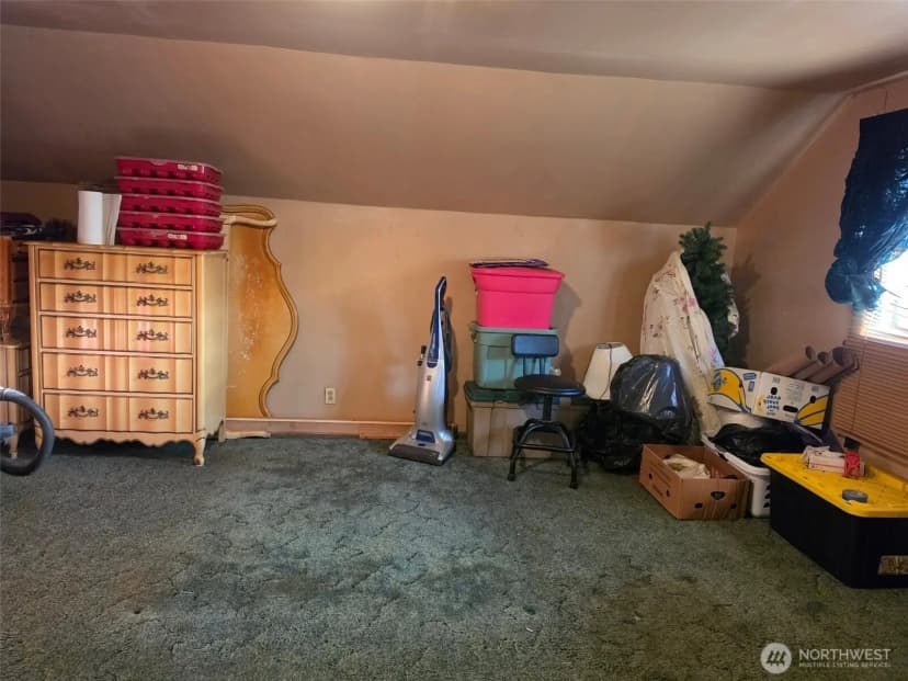 Property photo for 915 S Pearl Street, Centralia photo 28
