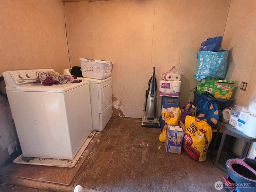 Property photo for 915 S Pearl Street, Centralia photo 18