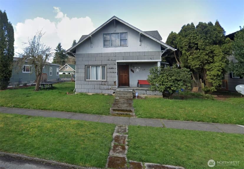 Property photo for 915 S Pearl Street, Centralia photo 2