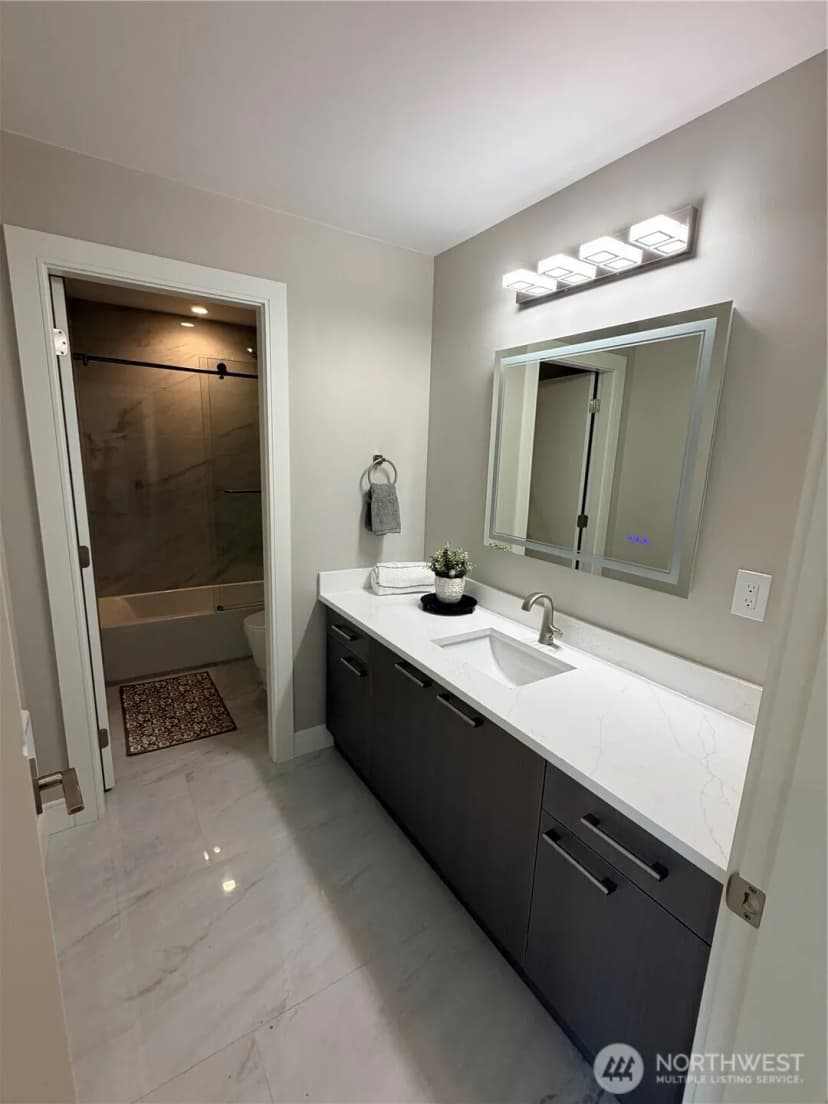 Property photo for 4305 Ne 26 Place, Renton photo 40