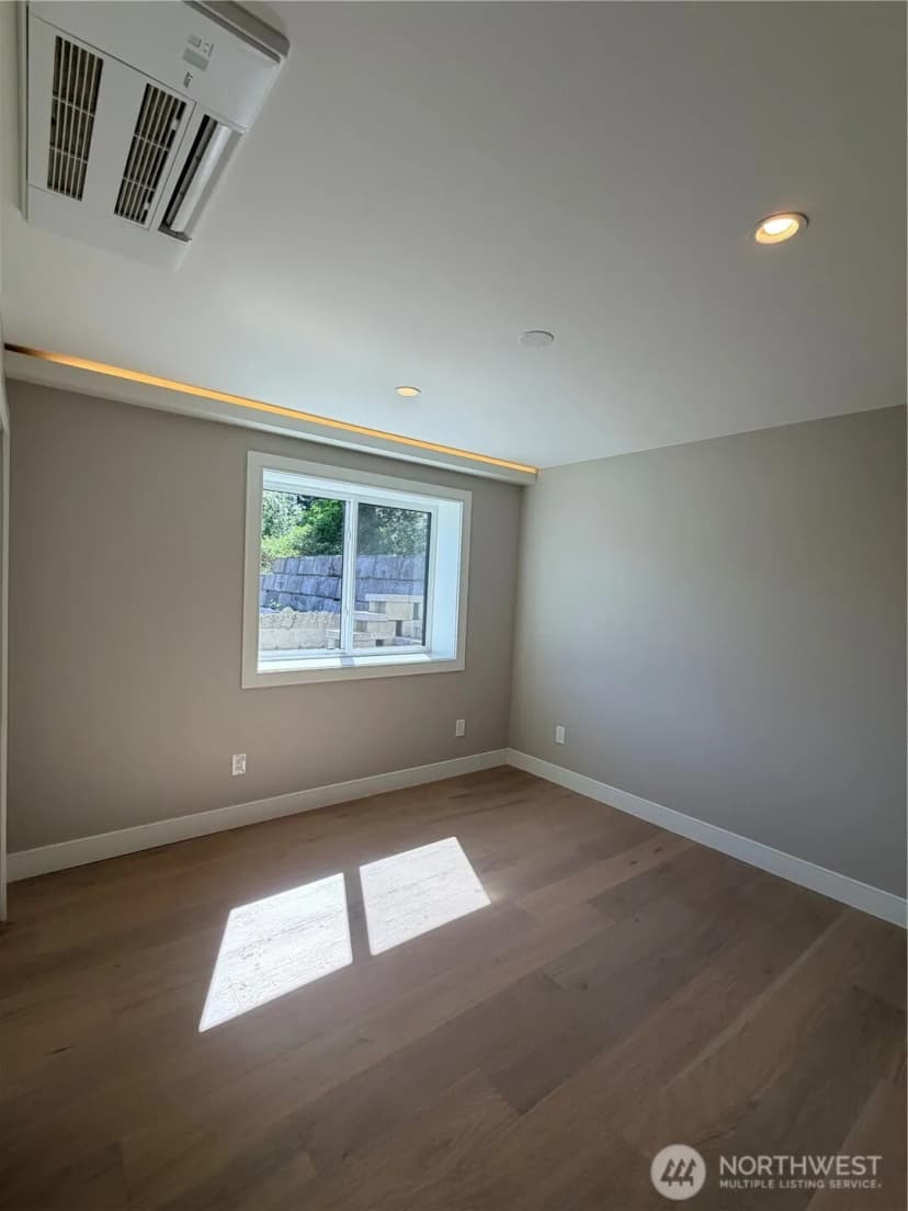 Property photo for 4305 Ne 26 Place, Renton photo 38