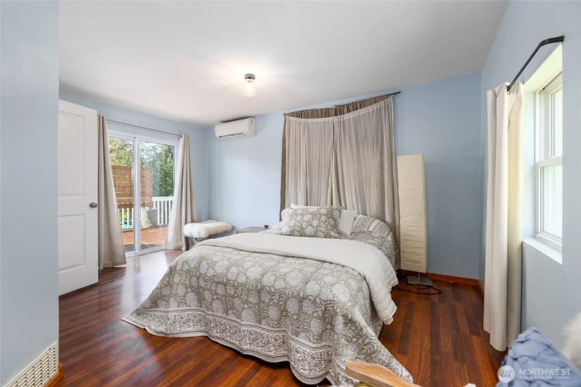 Property photo for 105 S 7th Street, Mount Vernon photo 16