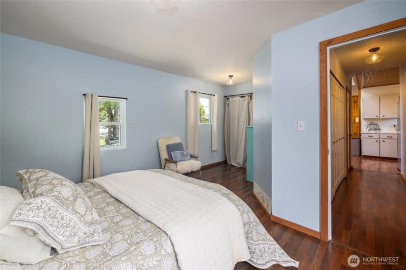 Property photo for 105 S 7th Street, Mount Vernon photo 19