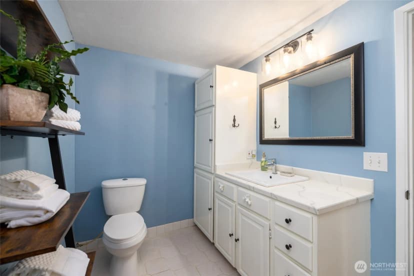 Property photo for 105 S 7th Street, Mount Vernon photo 13
