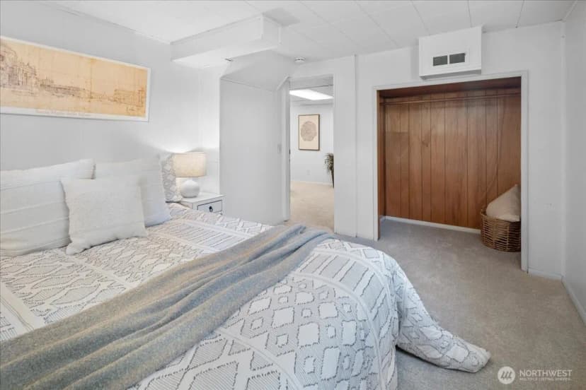 Property photo for 5421 48th Avenue Sw, Seattle photo 21