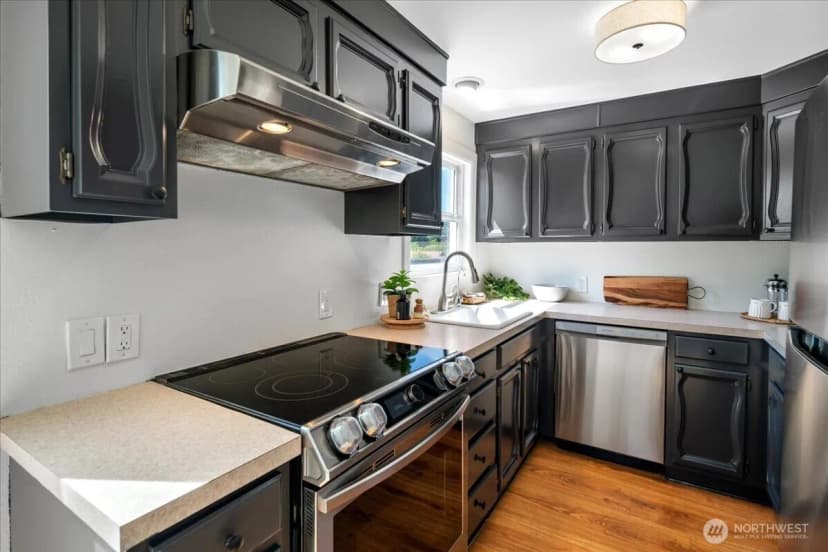 Property photo for 5421 48th Avenue Sw, Seattle photo 11
