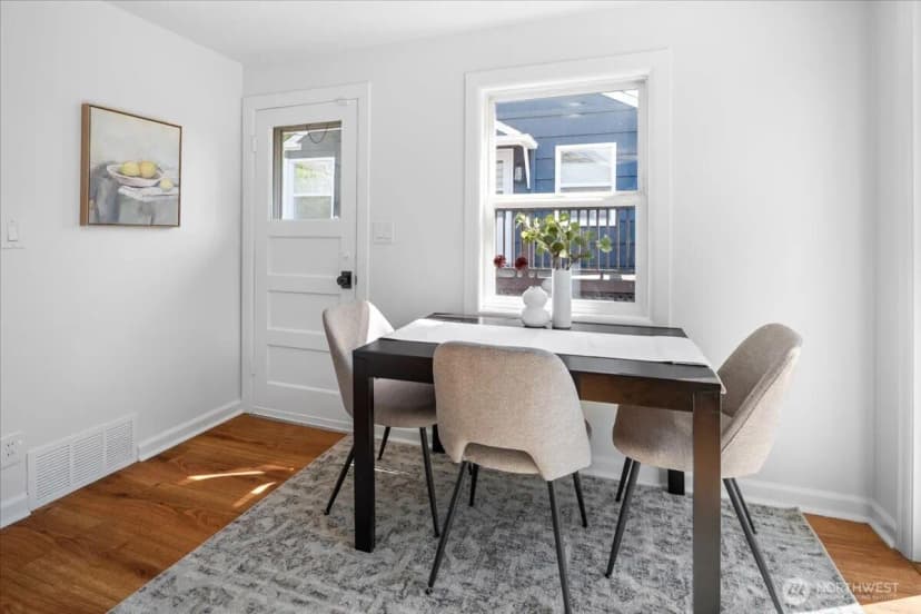 Property photo for 5421 48th Avenue Sw, Seattle photo 6