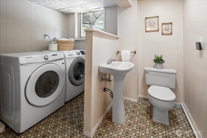 Property photo for 5421 48th Avenue Sw, Seattle photo 22