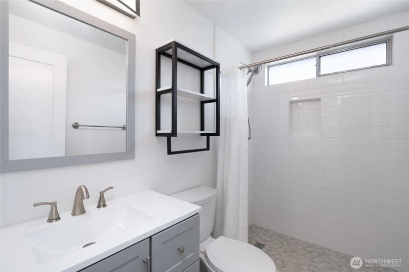 Property photo for 5404 Doon Way, Anacortes photo 14