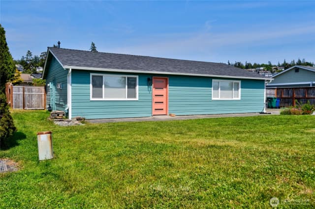 Property photo for 5404 Doon Way, Anacortes photo 2