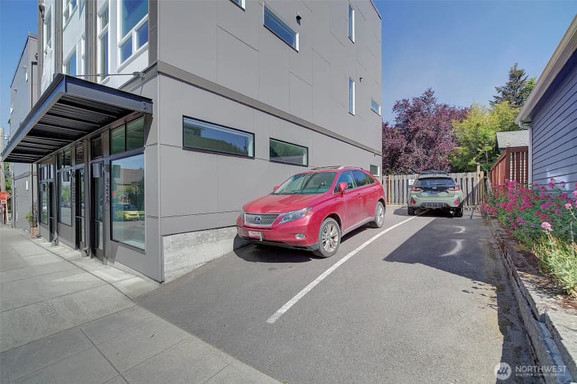 Property photo for 3444 California Avenue Sw, Seattle photo 32