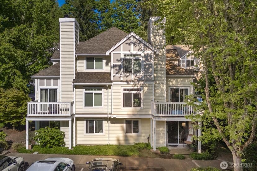 Property photo for 6825 Se Cougar Mountain Way, Bellevue photo 2