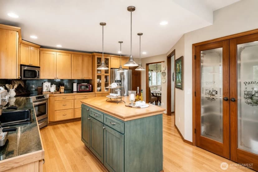 Property photo for 41 Leschi Drive Steilacoom, Steilacoom photo 18