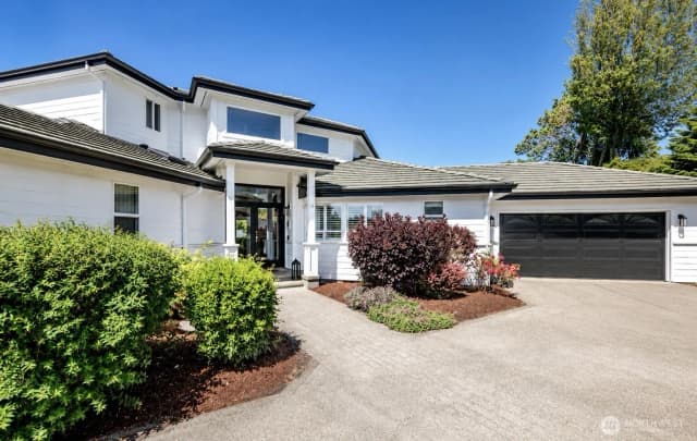 Property photo for 41 Leschi Drive Steilacoom, Steilacoom photo 2