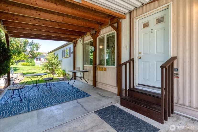 Property photo for 921 Se Scenic View Drive, College Place photo 18